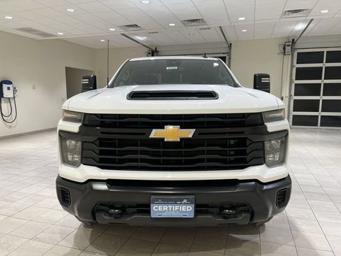 Used 2025 Chevrolet Silverado 2500 W/T w/ WT Convenience Package AWD/4WD image 8