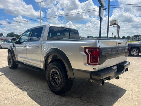 Used 2019 Ford F150 Raptor w/ Equipment Group 802A Luxury image 9