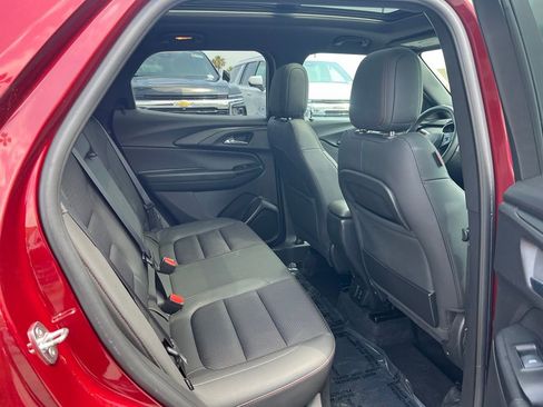 Used 2023 Chevrolet TrailBlazer RS w/ Sun and Liftgate Package FWD image 13