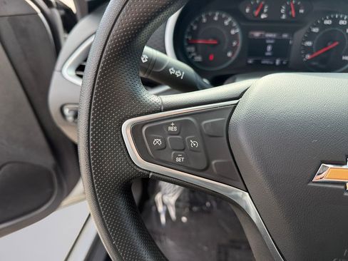 Used 2022 Chevrolet Malibu LT image 17