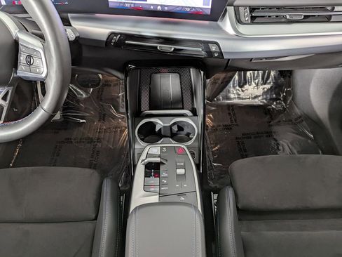 Used 2025 BMW X1 M35i w/ Premium Package image 39