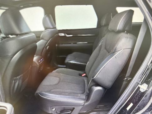Used 2025 Hyundai Palisade Calligraphy image 9