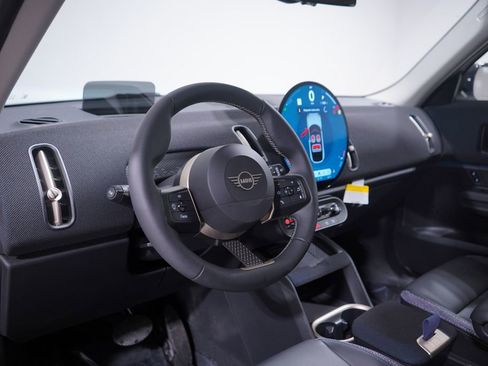 Used 2025 MINI Cooper Countryman S image 6
