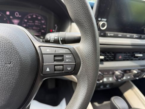 Certified 2024 Honda Accord EX image 23