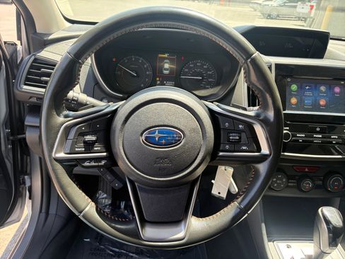Used 2019 Subaru Crosstrek 2.0i Premium AWD/4WD image 9