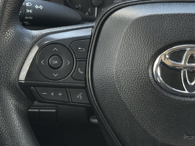 Used 2025 Toyota Corolla LE FWD image 14
