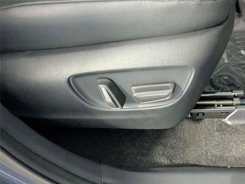 Certified 2024 Toyota Grand Highlander FWD image 33