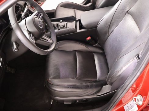 Used 2020 MAZDA MAZDA3 Premium image 11