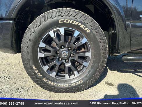 Used 2019 Nissan Titan PRO-4X w/ Pro-4x Convenience Package image 10