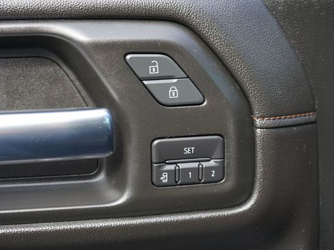 Used 2019 GMC Sierra 1500 AT4 w/ AT4 Premium Package image 19