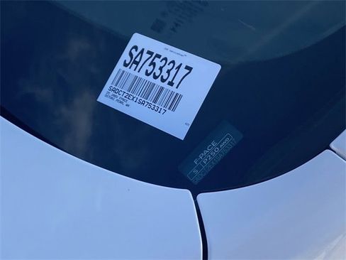 New 2025 Jaguar F-PACE R-Dynamic S image 22