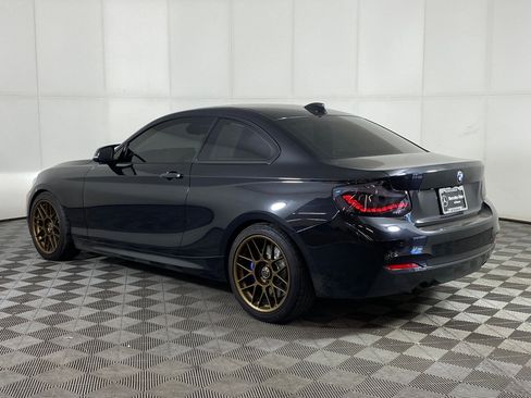 Used 2016 BMW M235i xDrive Coupe image 3