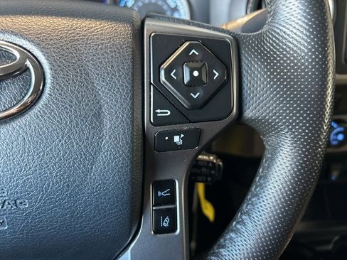 Used 2019 Toyota Tacoma SR5 image 14