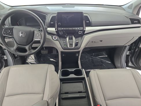 Certified 2024 Honda Odyssey EX-L image 9