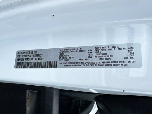 Used 2021 RAM ProMaster 2500 w/ Convenience Group FWD image 20