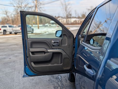 Used 2018 Chevrolet Silverado 1500 LT w/ All Star Edition image 22