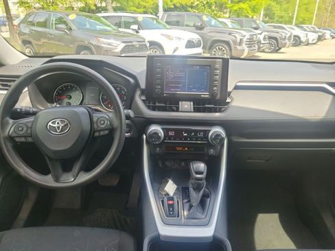 Certified 2021 Toyota RAV4 XLE FWD image 18