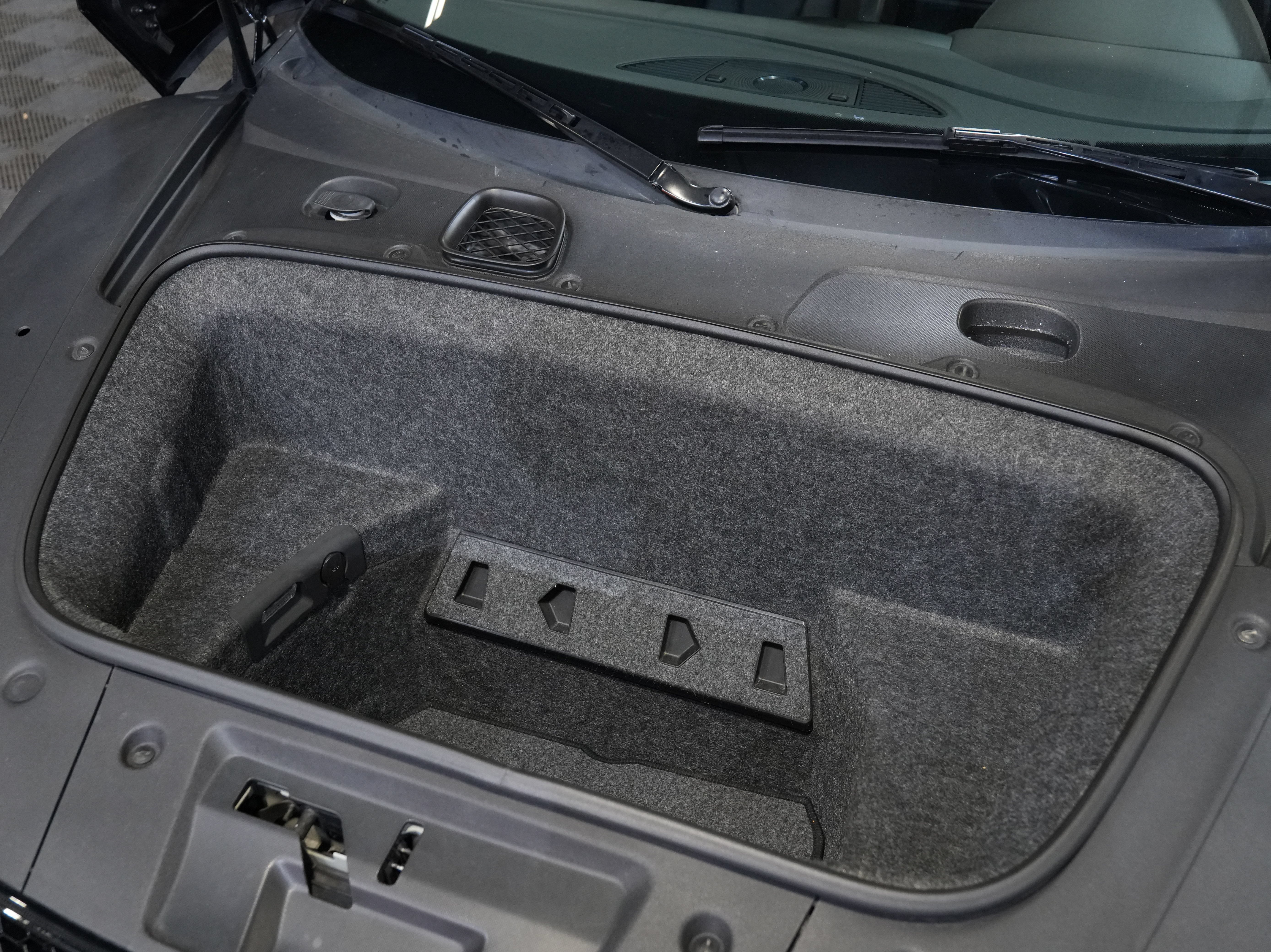 Used 2011 Audi R8 V8 AWD/4WD image 42