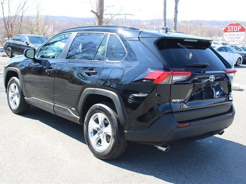 Used 2025 Toyota RAV4 LE image 6