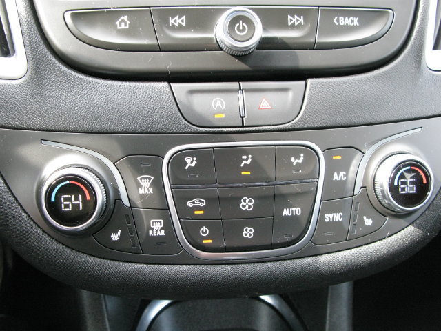 Used 2024 Chevrolet Malibu LT FWD image 19