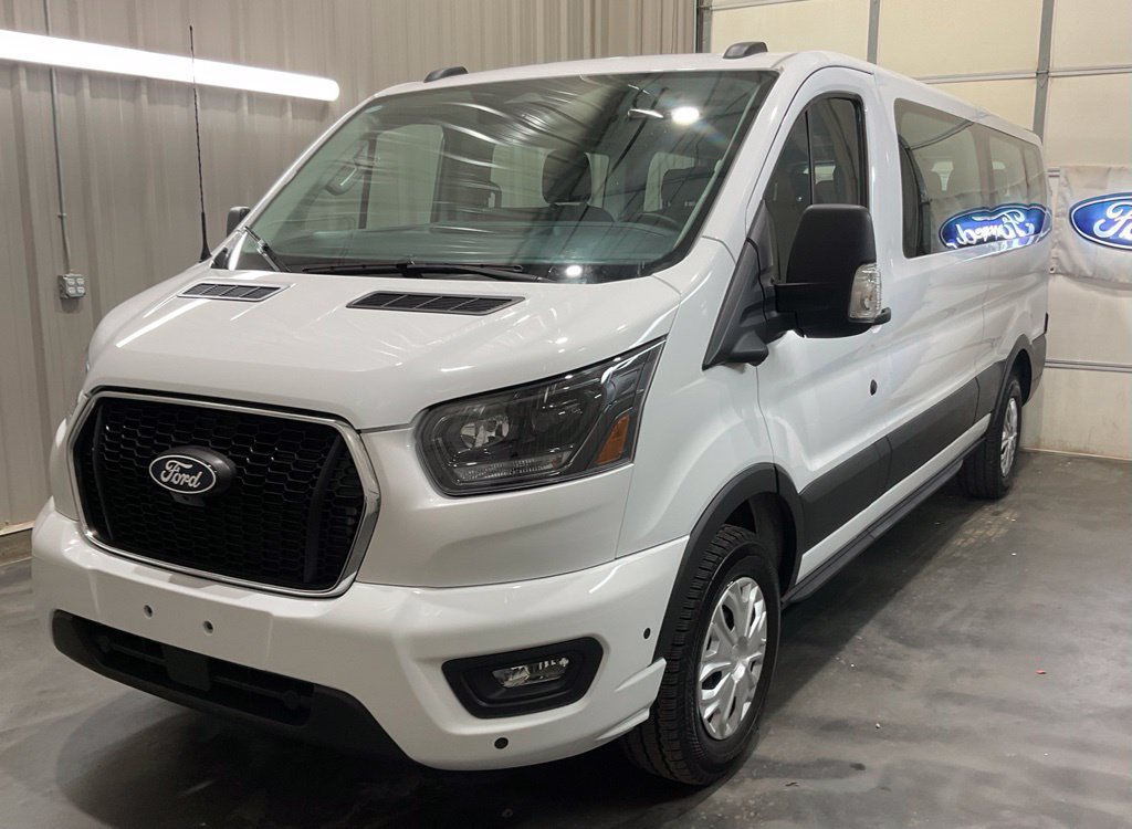 Used 2026 Ford Transit 350 XLT RWD image 4