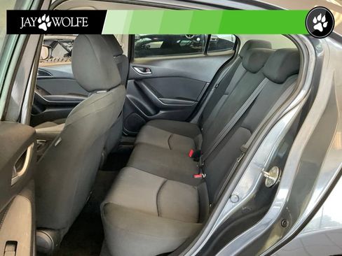 Used 2015 MAZDA MAZDA3 i Sport FWD image 20