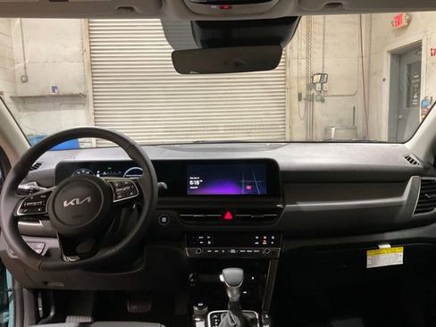 New 2026 Kia Seltos SX image 3