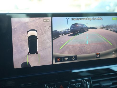 New 2026 Nissan Pathfinder SL w/ SL Premium Package (P04) image 15