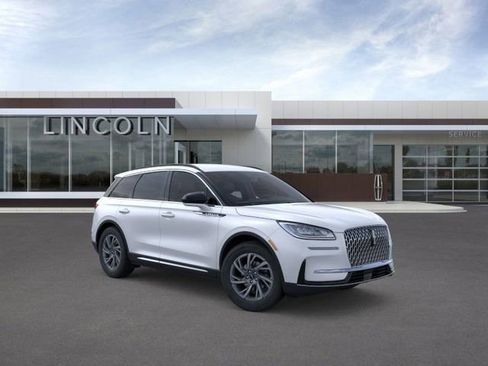 New 2026 Lincoln Corsair Premiere image 7