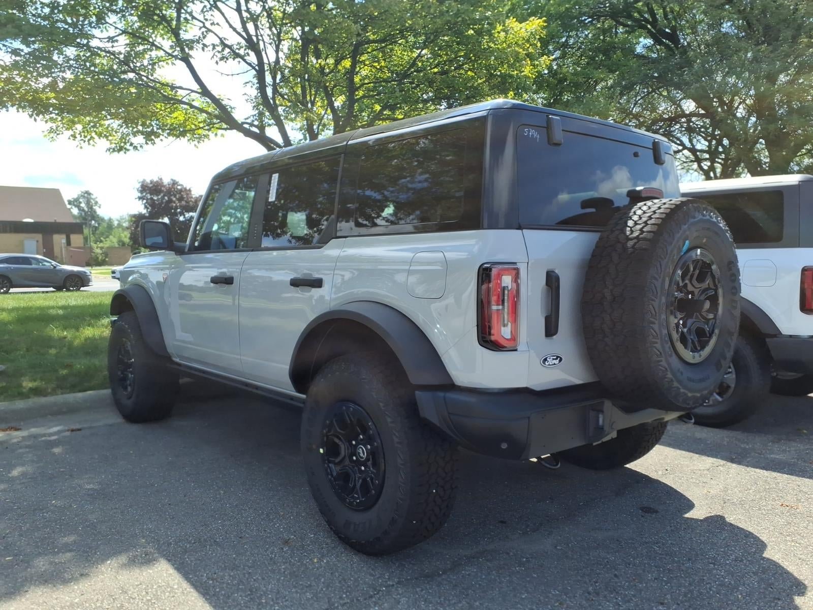 New 2026 Ford Bronco Badlands w/ Wildtrak Package AWD/4WD image 8