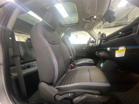 New 2026 MINI Cooper 2-Door Hardtop FWD image 30