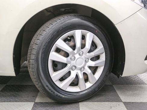 Used 2018 Hyundai Accent SE FWD image 13