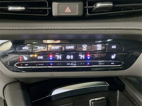 Used 2021 Buick Envision Essence image 15