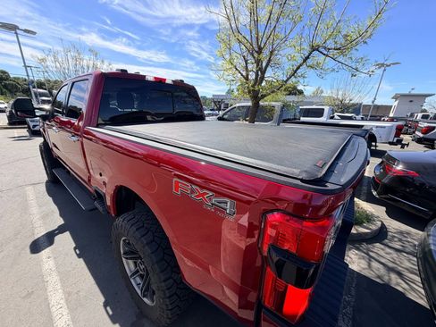 Used 2024 Ford F350 Platinum w/ FX4 Off-Road Package image 5