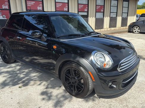 Used 2013 MINI Cooper Hardtop FWD image 3