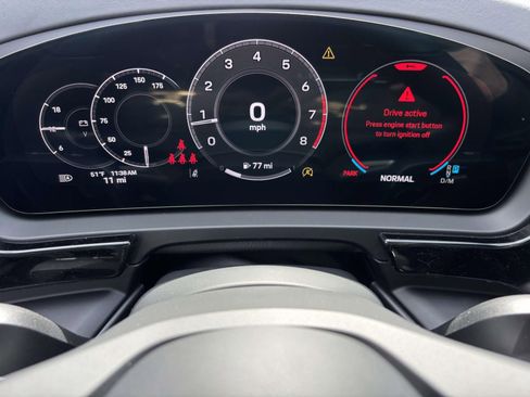 New 2026 Porsche Cayenne Coupe AWD/4WD image 31