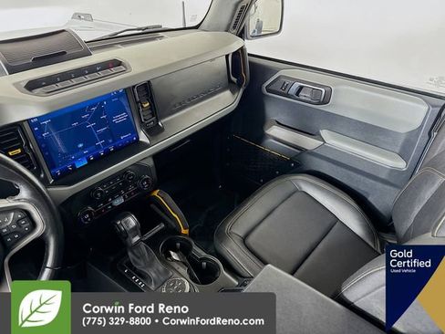 Used 2023 Ford Bronco Badlands image 27