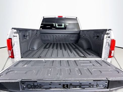 Used 2019 Ford F150 Platinum w/ Equipment Group 701A Luxury AWD/4WD image 24