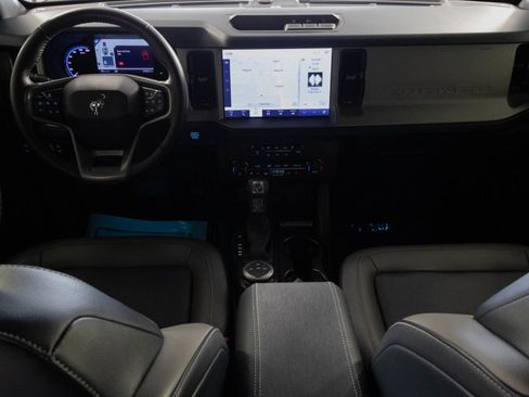 Used 2024 Ford Bronco Outer Banks AWD/4WD image 25