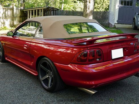 Used 1995 Ford Mustang GT RWD image 18