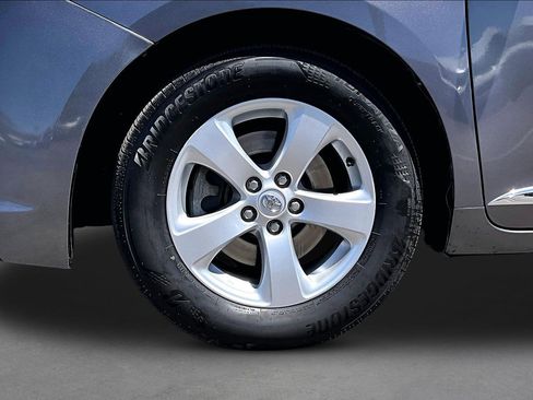 Used 2014 Toyota Sienna LE FWD image 8