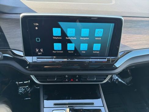 New 2026 Volkswagen Atlas SEL Premium R-Line AWD/4WD image 12