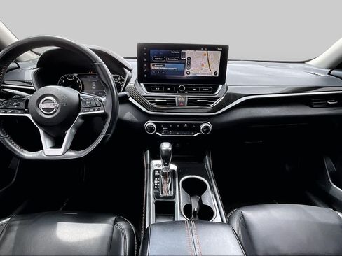 Used 2023 Nissan Altima 2.5 SR w/ SR Premium Package FWD image 16