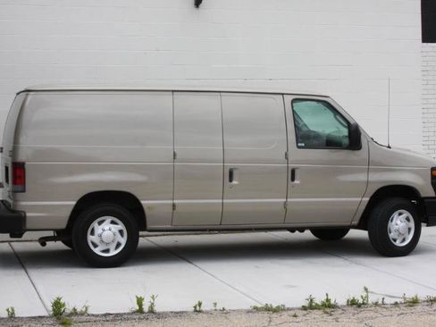 Used 2008 Ford E-150 and Econoline 150 RWD image 9