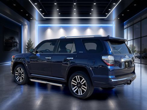 Used 2023 Toyota 4Runner Limited AWD/4WD image 7