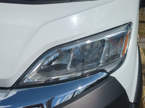 Used 2023 RAM ProMaster 2500 image 10