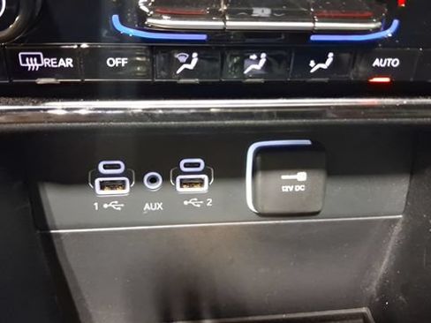 Used 2025 Jeep Grand Cherokee Laredo X w/ Trailer Tow Package AWD/4WD image 30