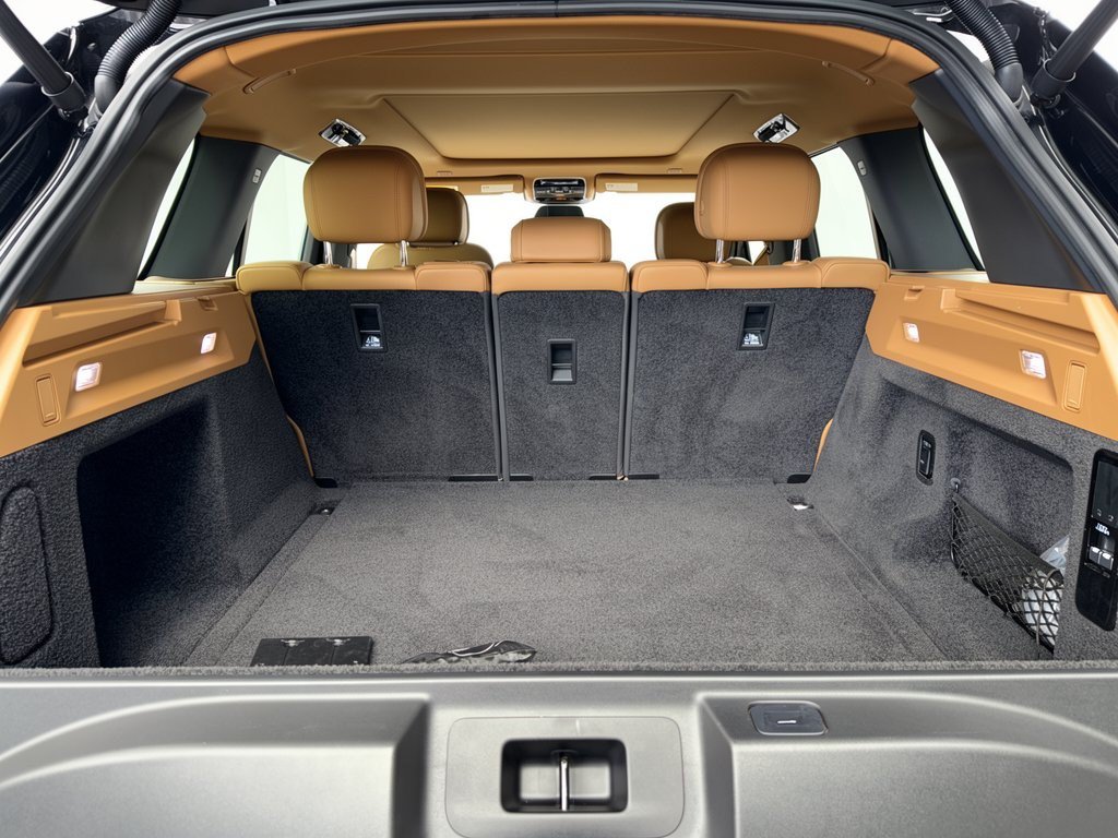 Used 2023 Land Rover Range Rover SE AWD/4WD image 28