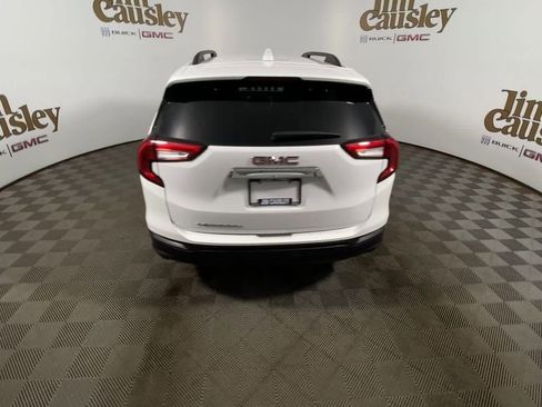 Used 2024 GMC Terrain SLE w/ Driver Convenience Package FWD image 7