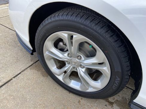 Used 2023 Honda Accord LX image 25
